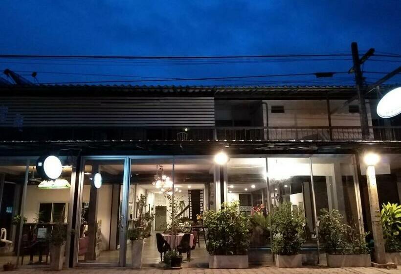 膳宿费 Promphet House