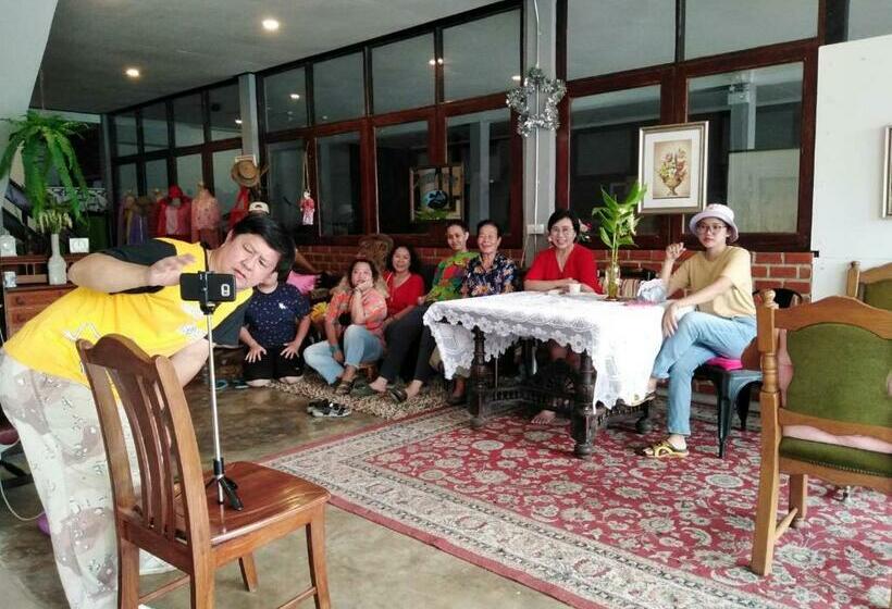 膳宿费 Promphet House