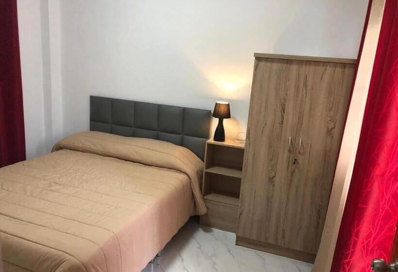 Пансион Waruneevilla