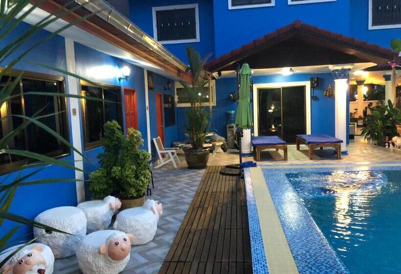 Пансион Waruneevilla