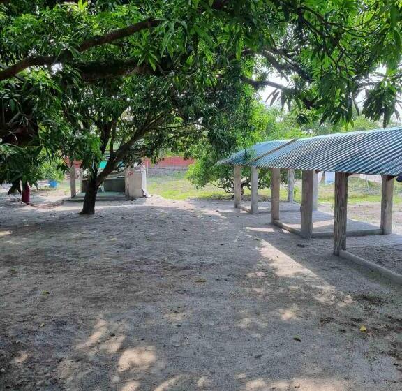 리조트 Aikaterinis