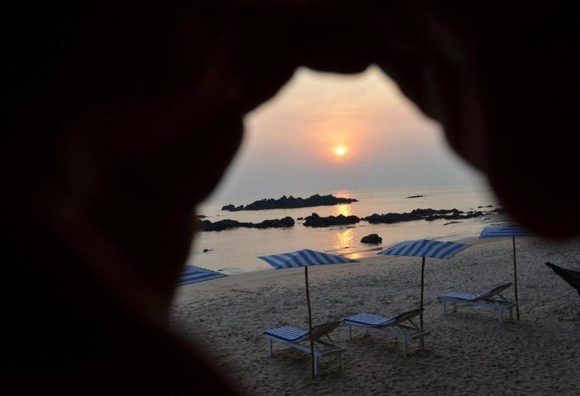 منتجع Cola Beach Sunset Bay