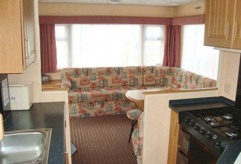 リゾートホテル Golden Anchor Caravan Park