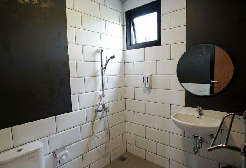 渡假胜地 Hau Beach Batukaras