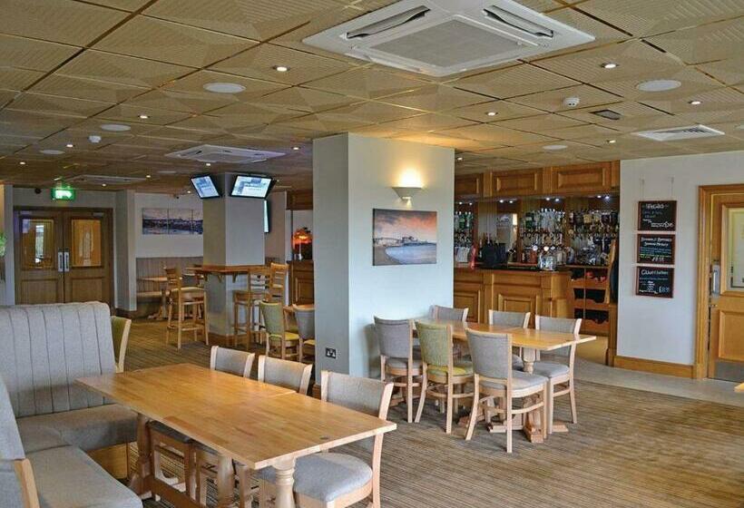 منتجع Pencnwc Holiday Park