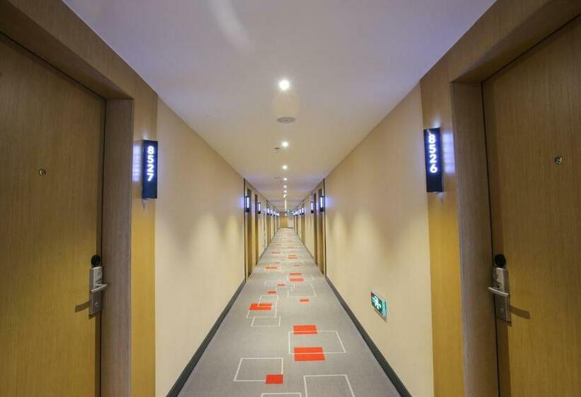 Thank Inn Plus Hotel Shandong Qingdao Development Zone Xiangjiang Road Changjiang Shopping Mall