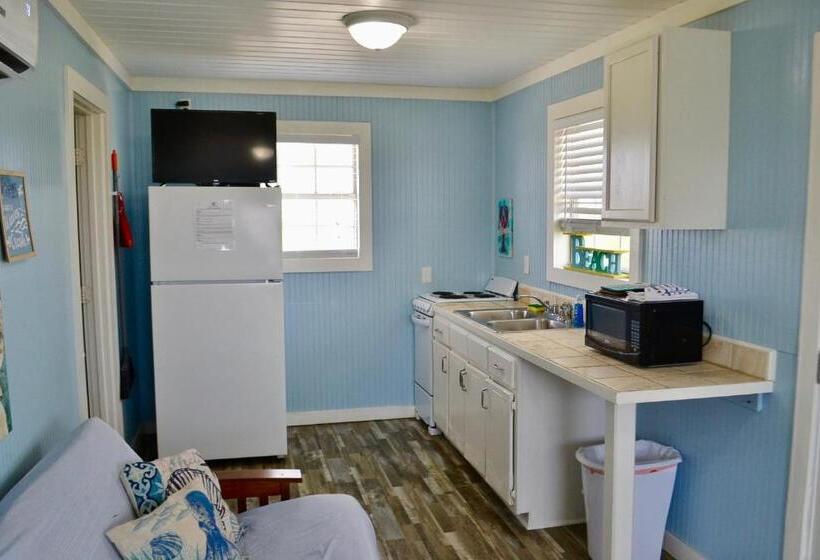 فندق صغير Blue Dolphin Inn And Cottages