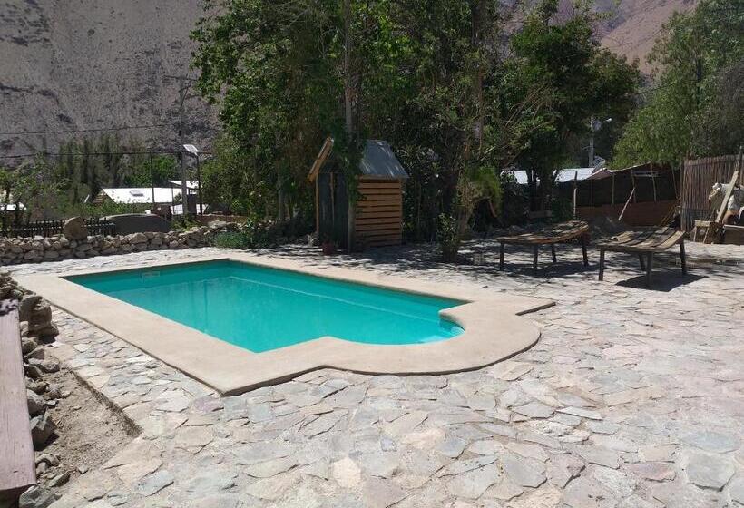 فندق صغير Cabaña Hostal Ema