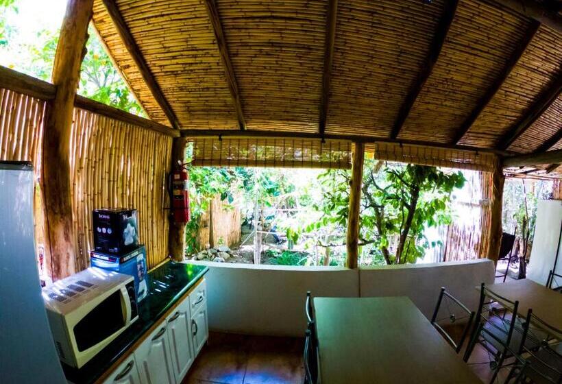 فندق صغير Cabaña Hostal Ema