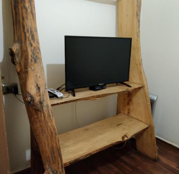 فندق صغير Cabaña Hostal Ema