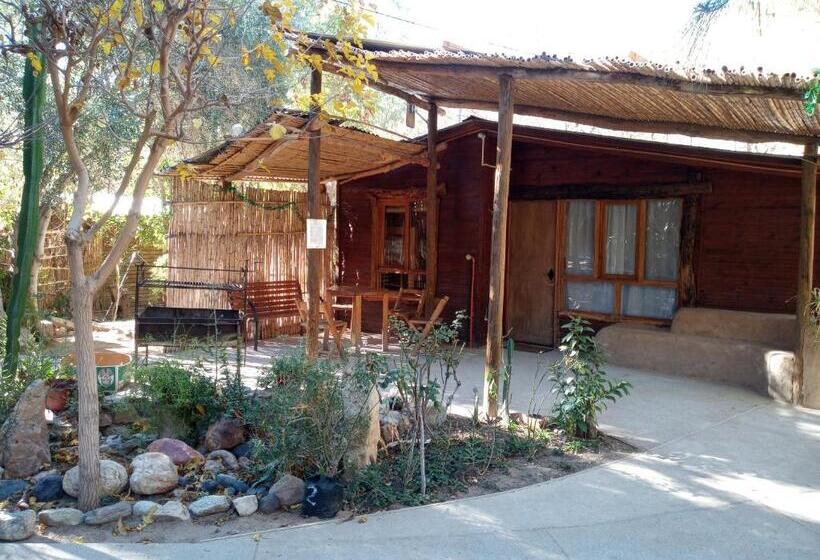 فندق صغير Cabaña Hostal Ema