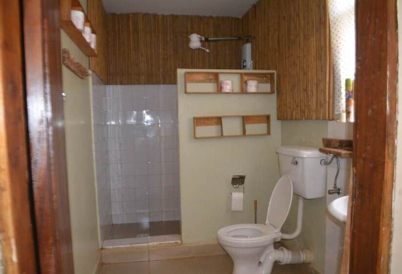 هاستل Jinja Backpackers