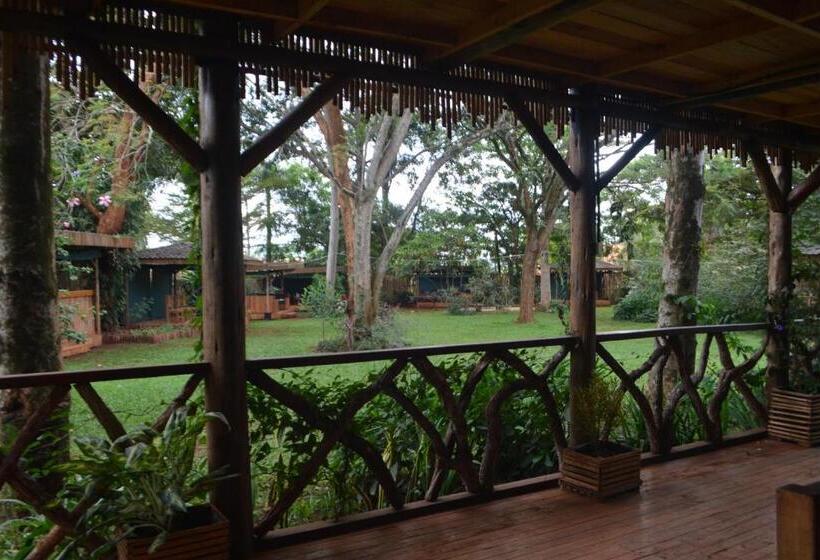 هاستل Jinja Backpackers