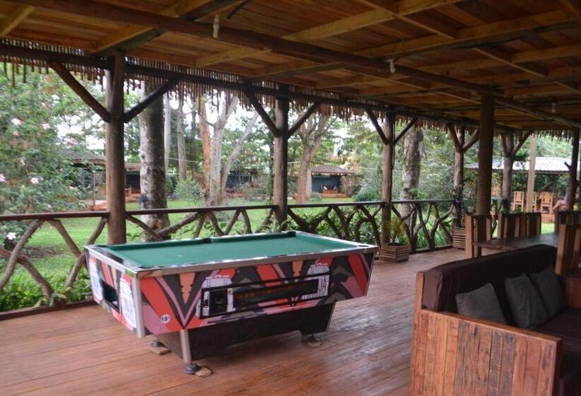 هاستل Jinja Backpackers