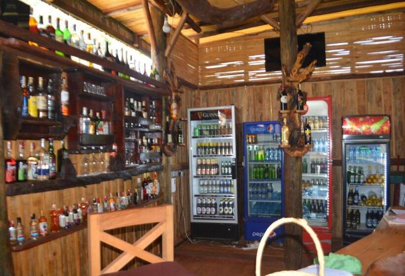 هاستل Jinja Backpackers