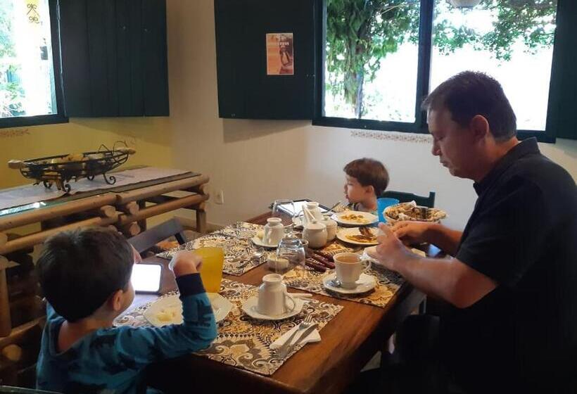 Общежитие Pousada Manacás