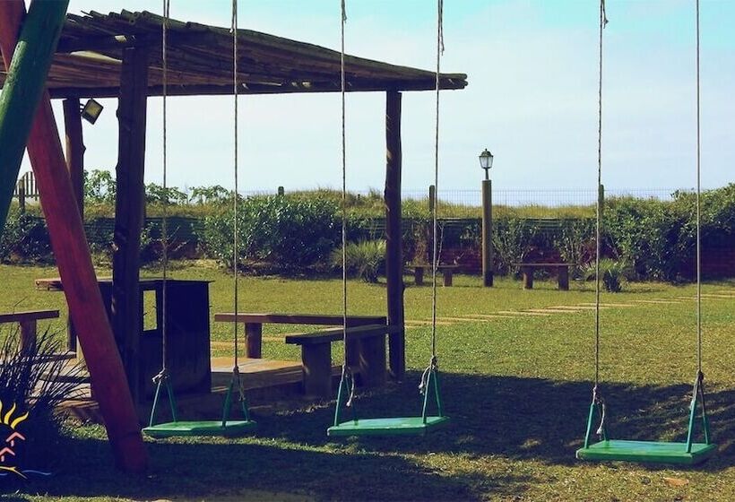 ユースホステル Pousada Moradas Do Sol Nascente