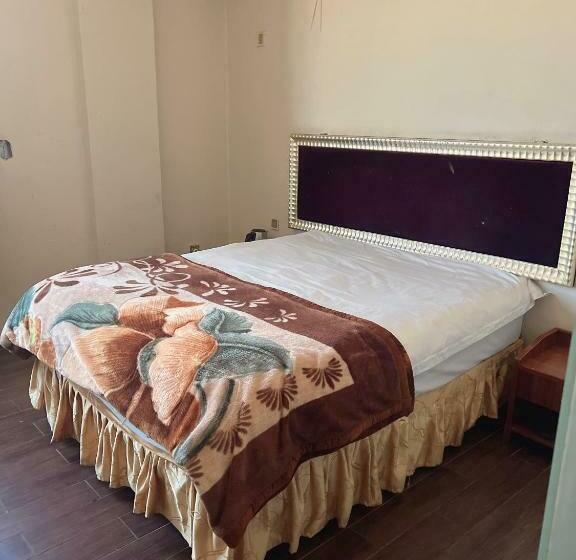 הוסטל Shengtang Business