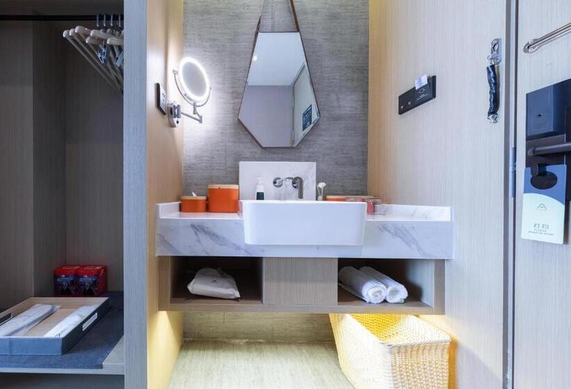 Atour Hotel Lhasa City Government