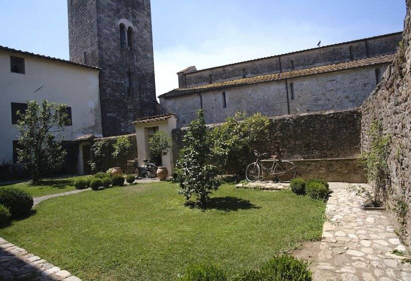 Badia Giulia Prestigious Historical B&b, Camaiore   Adults Only   No Pets
