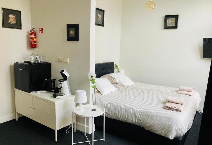 B&b With Or Without De Schuur