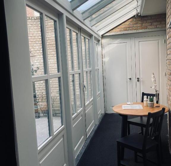 B&b With Or Without De Schuur