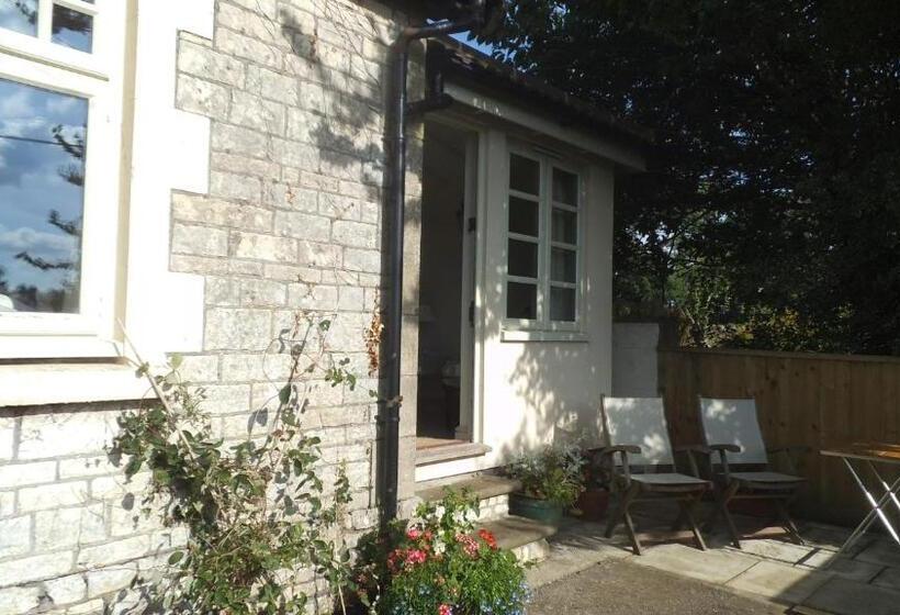 مبيت وإفطار Conygre Bungalow