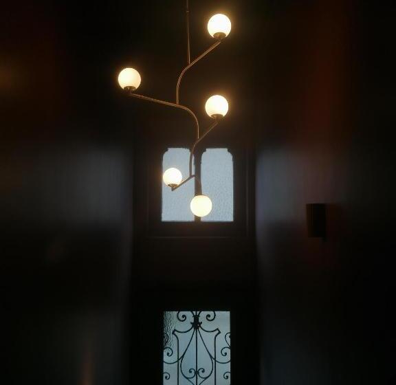 住宿加早餐  La Chambre Du 21