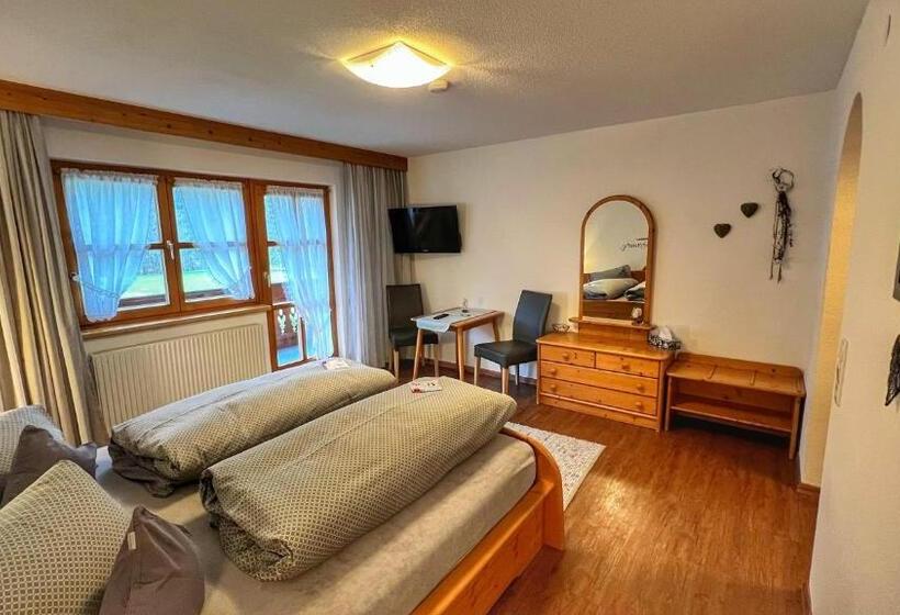 مبيت وإفطار Landhaus Rudigier