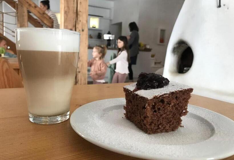 민박 Pension Slunečná