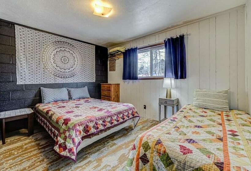 Harper Valley Resort   Kimberling City Mo