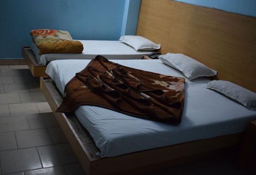 Hotel Ashoka Continental