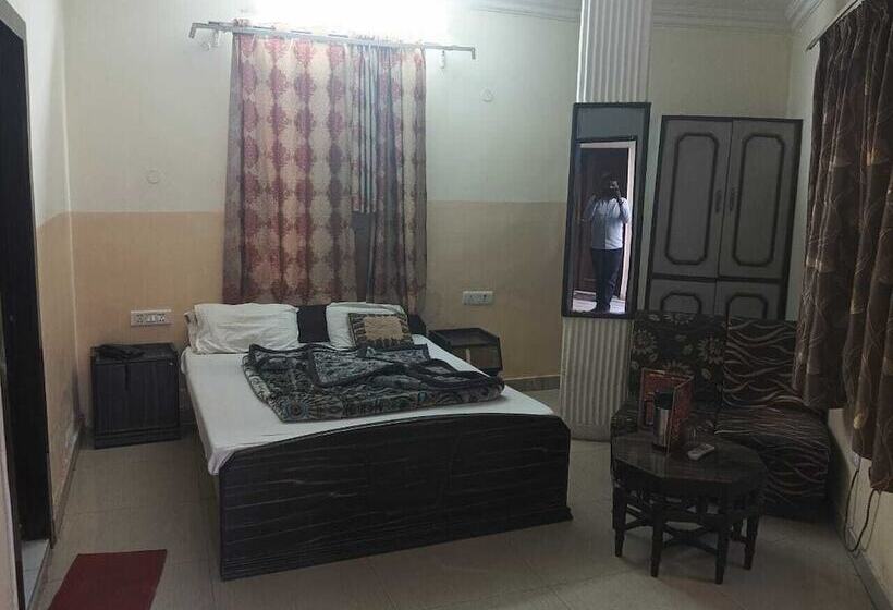 Hotel Ashoka Continental