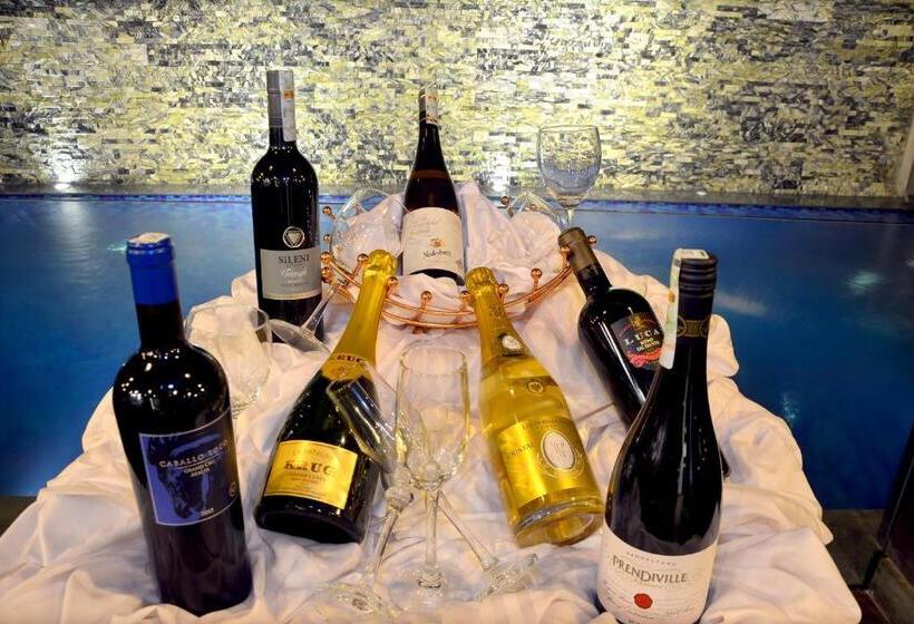 Отель Belmont Boutique