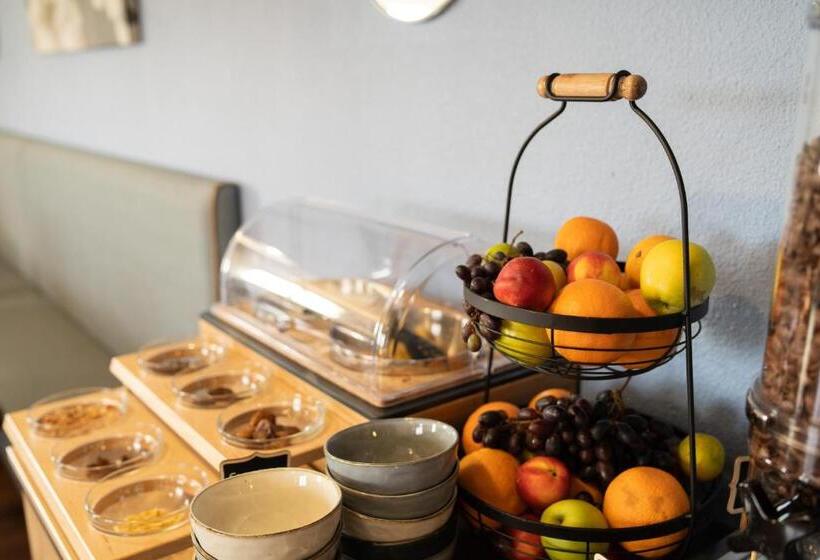 호텔 Brit Hôtel Confort   La Tour Blanche