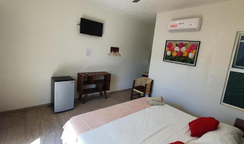 هتل Carri Surf Studio