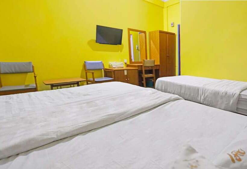 ホテル Collection O 91760 Sangrila