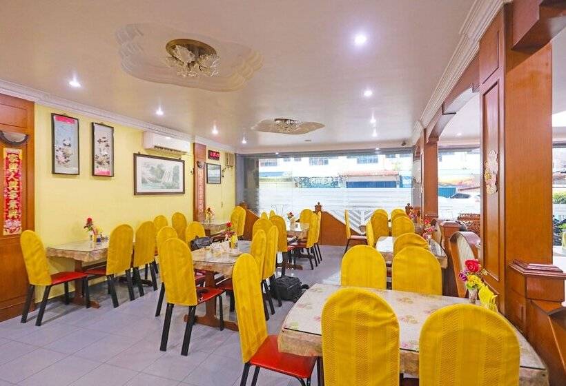 ホテル Collection O 91760 Sangrila