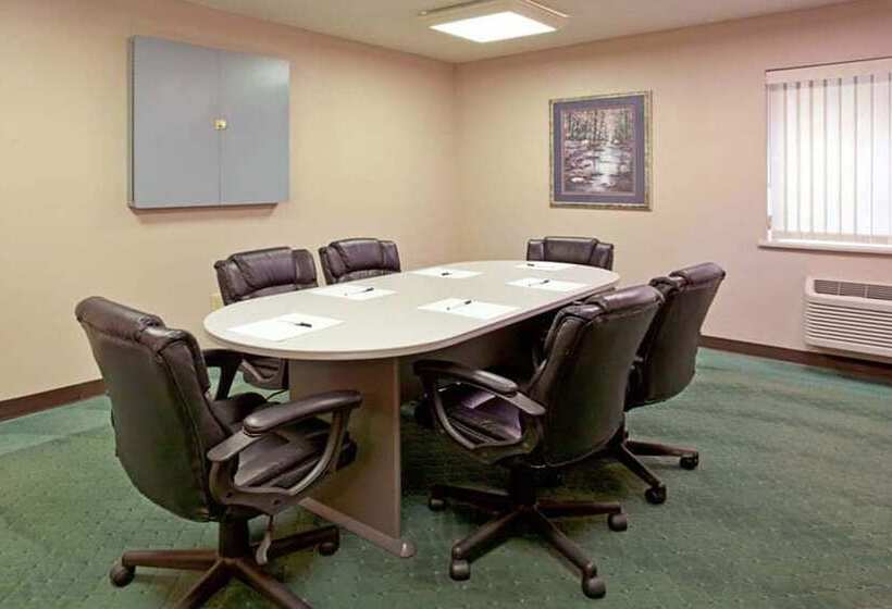 فندق Norwood Inn & Suites Indianapolis