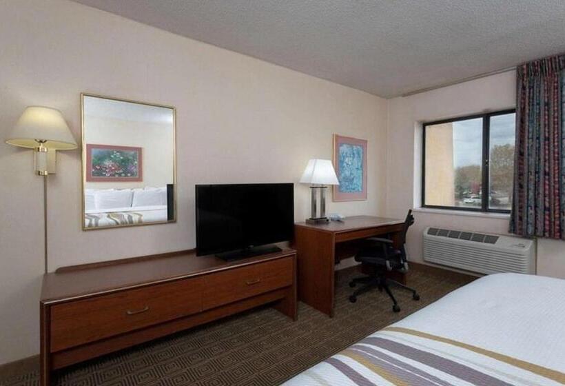 فندق Norwood Inn & Suites Indianapolis