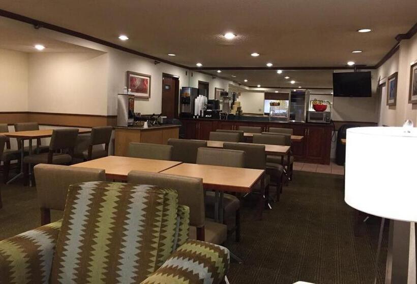 فندق Norwood Inn & Suites Indianapolis