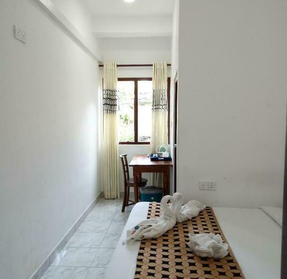 호텔 Otha Shy Airport Transit