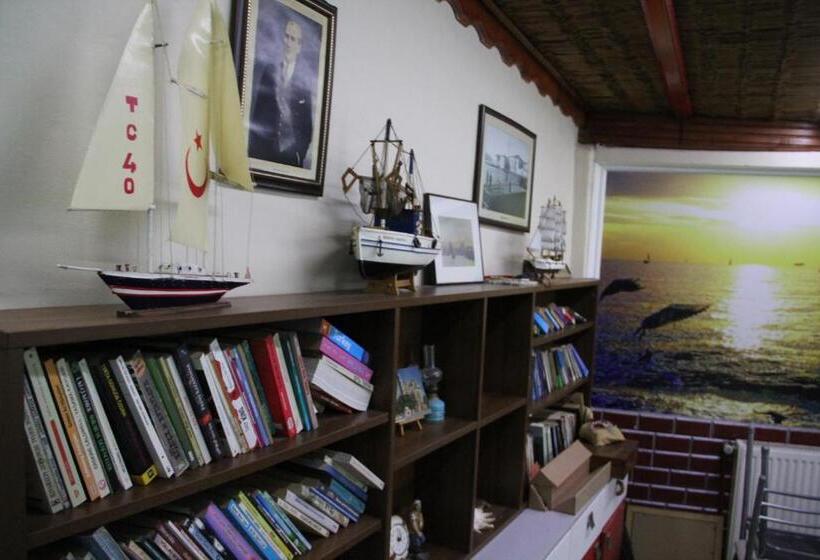 ホテル Ozdemir Pansiyon