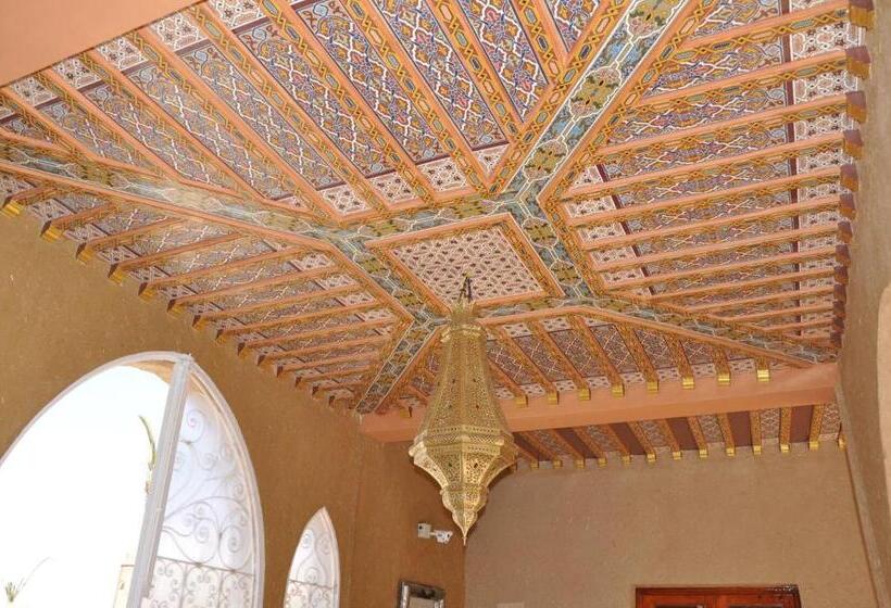 هتل Salma Palms Hôtel