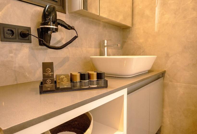 酒店 Serife Hanim Konagi