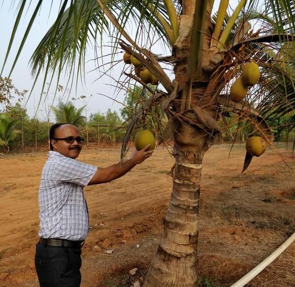 فندق Sneha Farm House