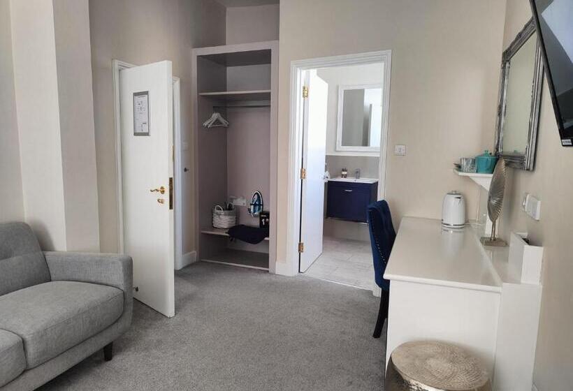 Отель St Johns Boutique