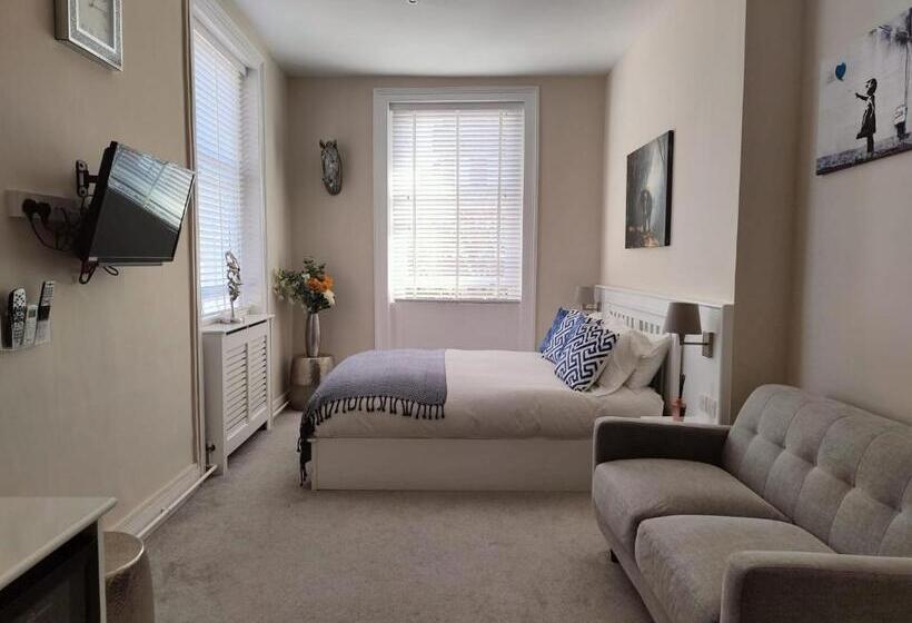 Отель St Johns Boutique