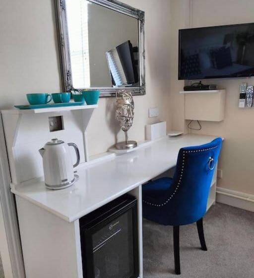 هتل St Johns Boutique