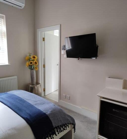 هتل St Johns Boutique